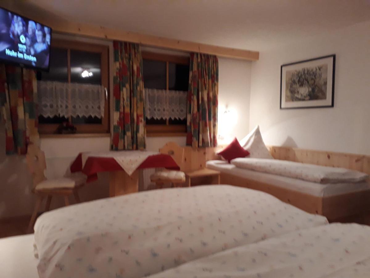 Haus Morgensonne Hotel Pettneu am Arlberg Kültér fotó